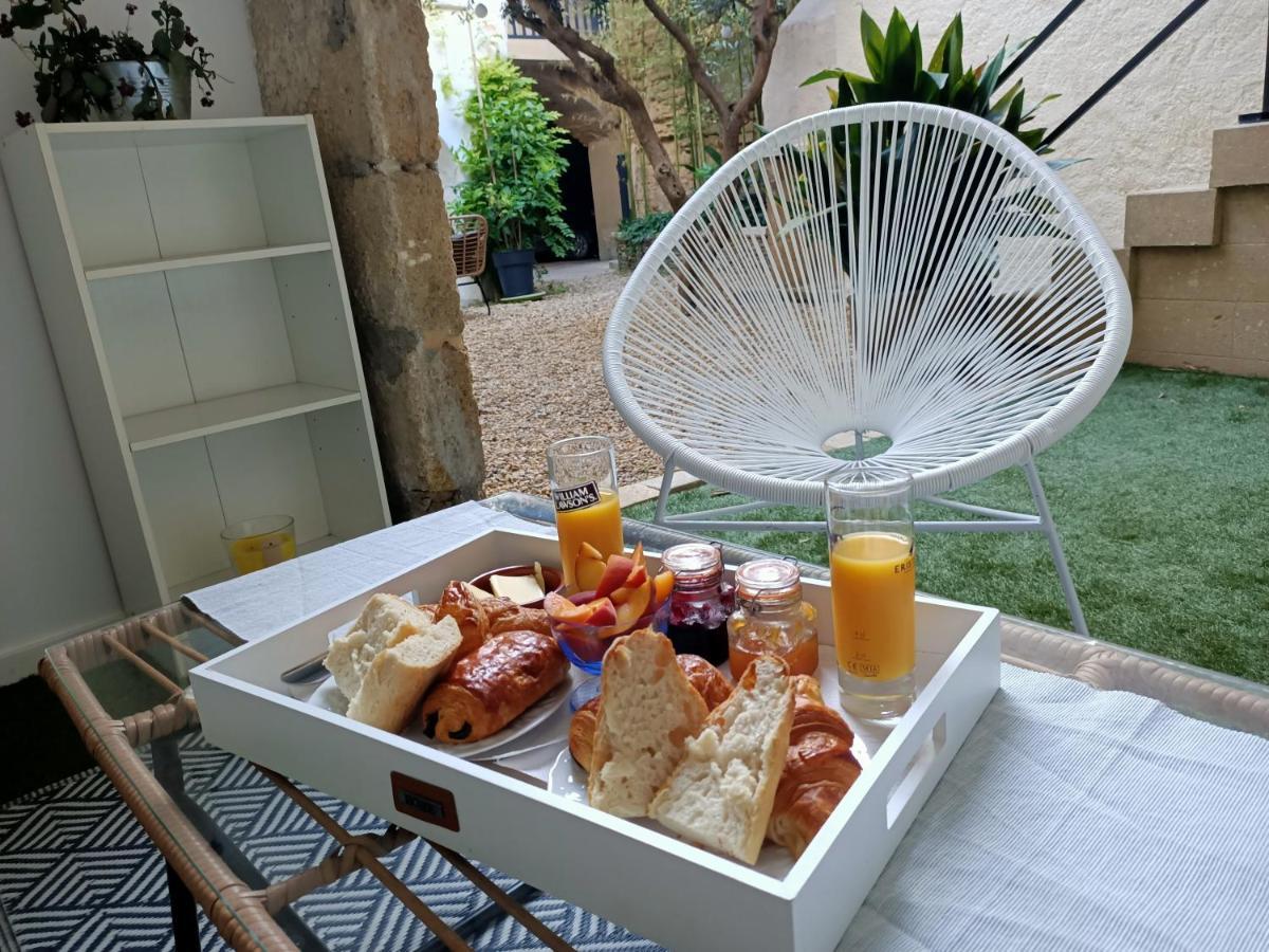 La Cachette Bed & Breakfast Aigues-Vives  Exterior photo